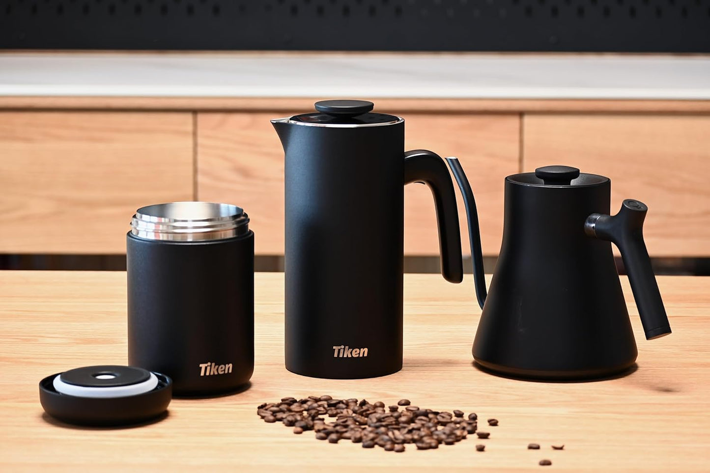 Tiken 22 fl oz / 660 mL Airtight Coffee Canister, Double-Wall Stainless Steel, Black