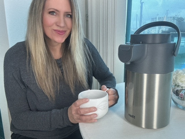 The Ultimate Office Coffee Solution for Winter: How a Coffee Dispenser Boosts Team Morale